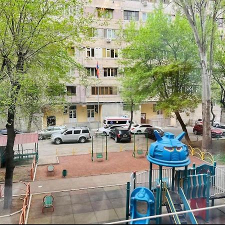 Apart House In Centr Koghbaci Strit 예레반 외부 사진