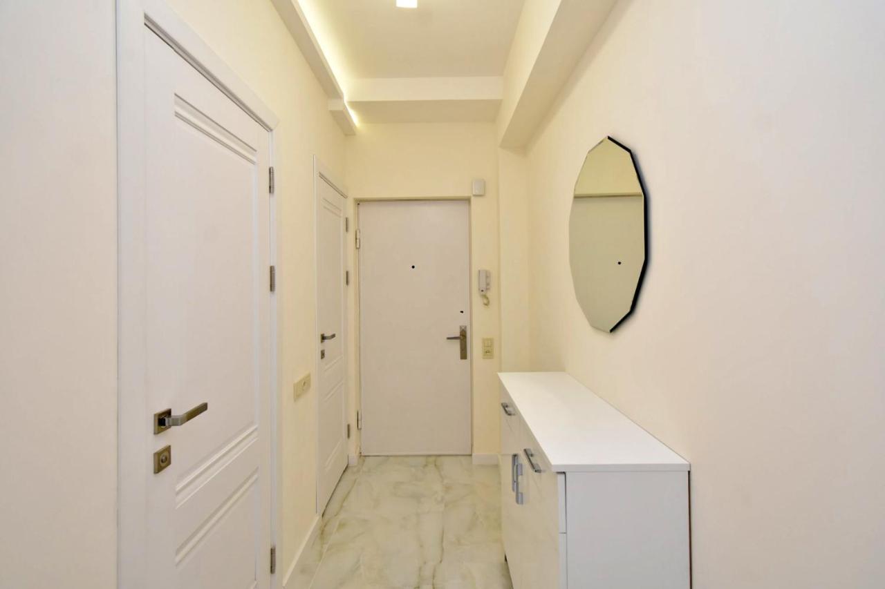 Apart House In Centr Koghbaci Strit 예레반 외부 사진